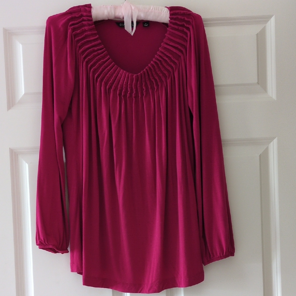 Dialogue Top Magenta Long Sleeve Pleated Neckline M Raspberry